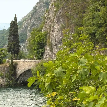 La Tana Di Sebastian Marone